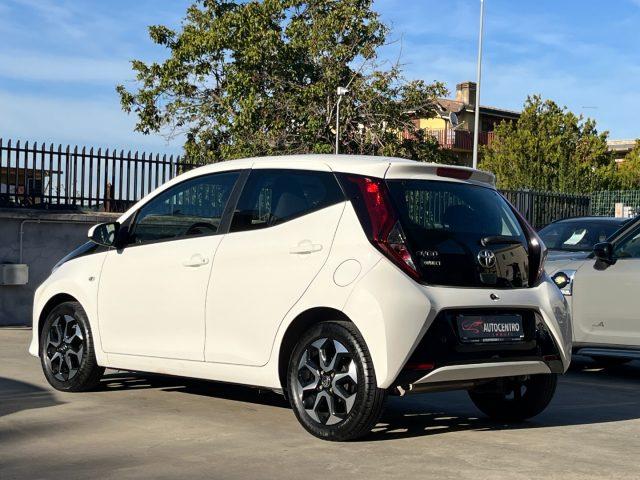 TOYOTA Aygo Connect 1.0 VVT-i 72 CV x-play MMT PREZZO REALE!