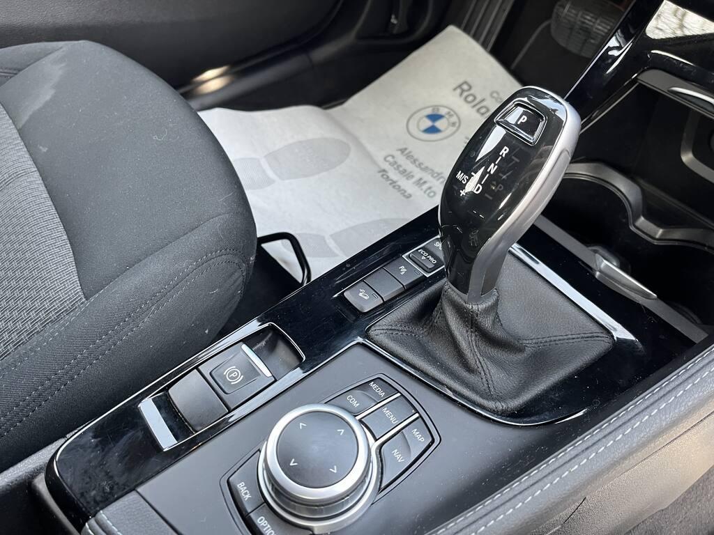 BMW X2 18 d SCR Advantage xDrive Auto