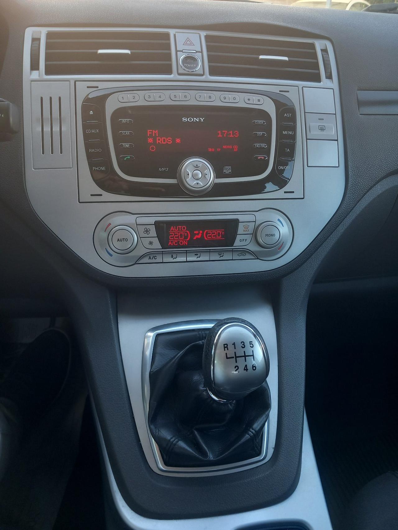 Ford Kuga 2.0 tdci Titanium 4wd 136cv dpf