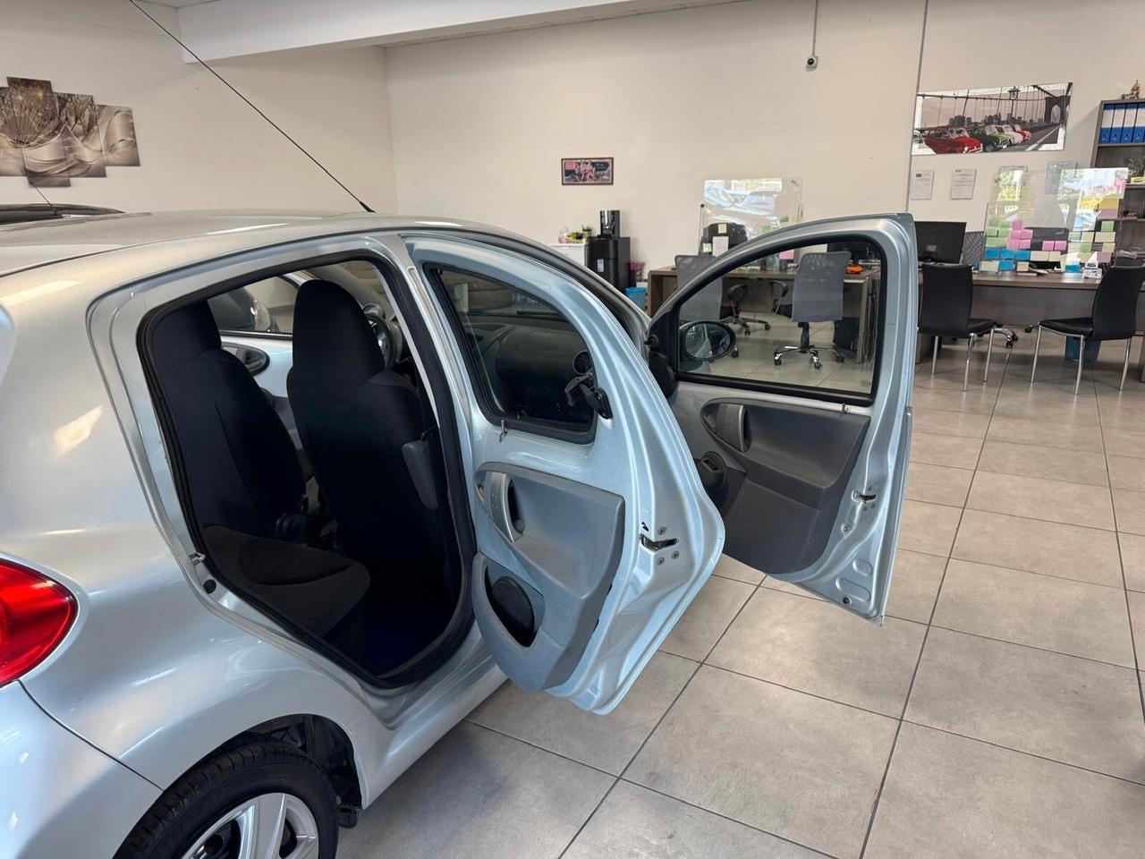 Toyota Aygo 1.0 VVT-I BENZ 68CV 5P NEOPATENTATI 2007