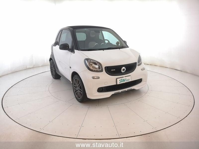 smart fortwo fortwo 1000 52 kW MHD coupé optional brabus