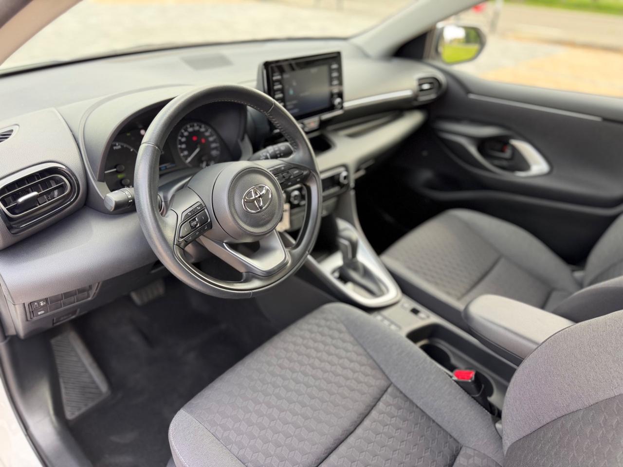 Toyota Yaris 1.5 Hybrid 5 porte Active
