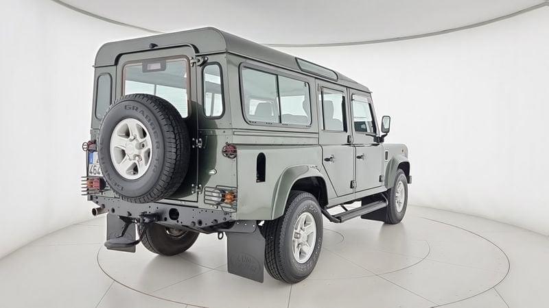 Land Rover Defender Defender 110 2.5 Td5 cat SW 9 posti SE