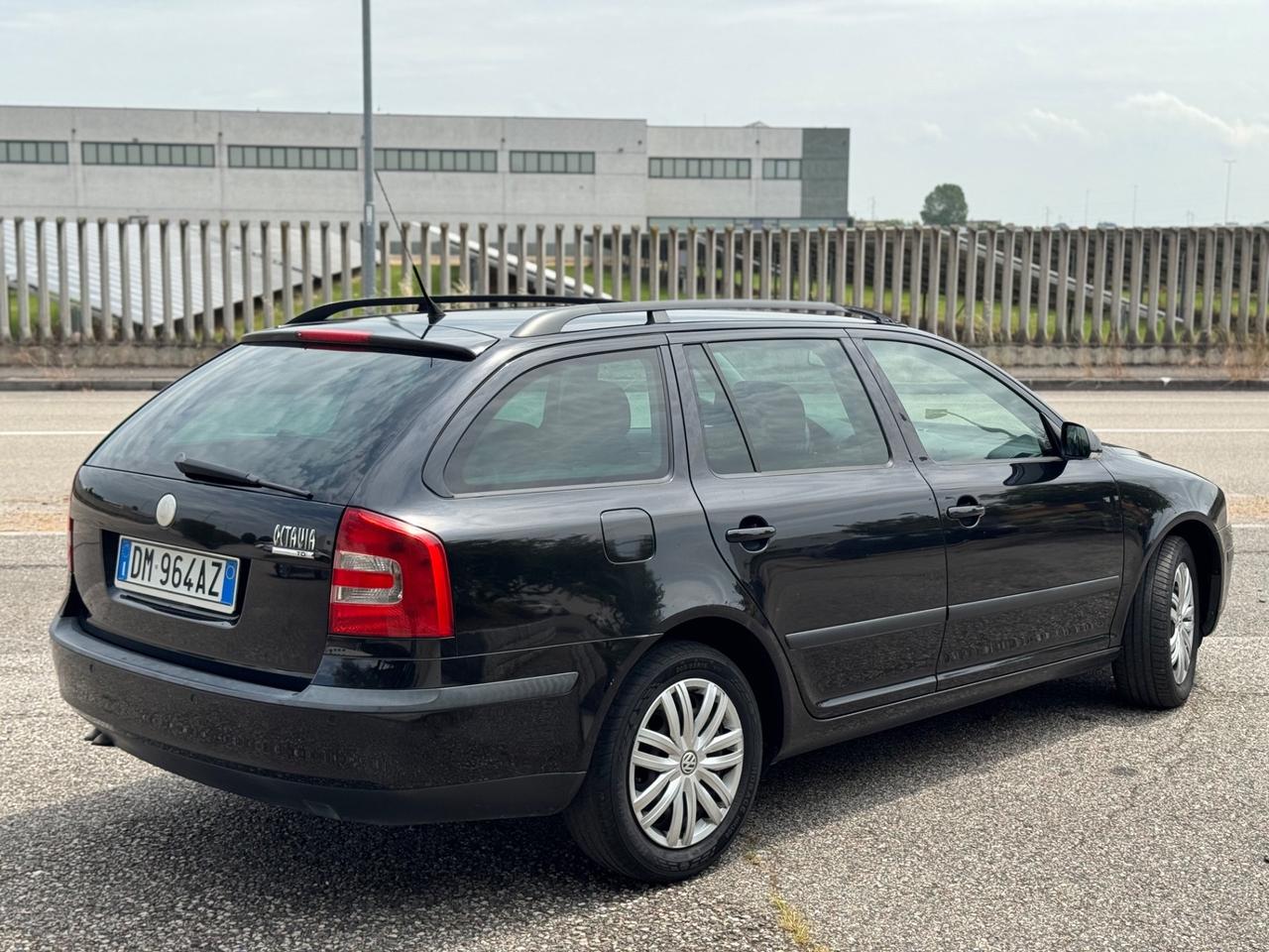 Skoda Octavia 2.0 TDI DSG Wagon