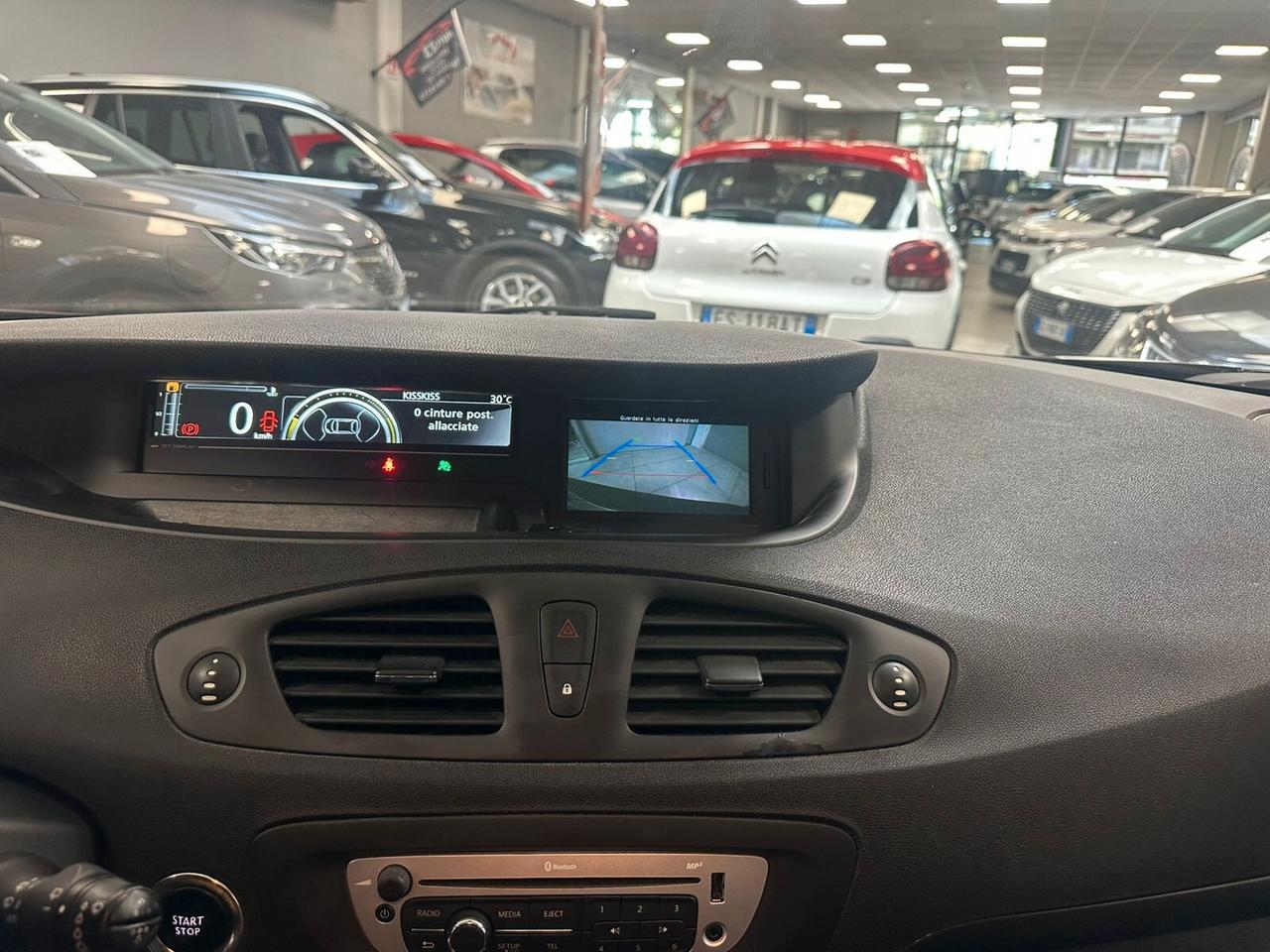 Renault Scenic Scénic XMod dCi 110 CV EDC Limited
