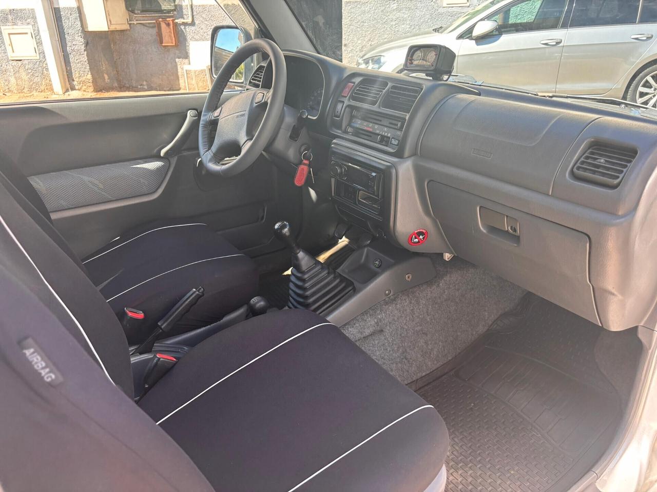 Suzuki Jimny 1.3i 16V cat 4WD JLX GPL