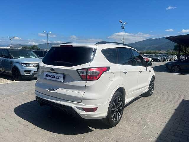 Ford Kuga 1.5 TDCI 120 CV S&S 2WD ST-Line