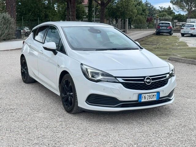 Opel Astra 1.6 CDTi 136CV Start&Stop 5 porte OPC Line