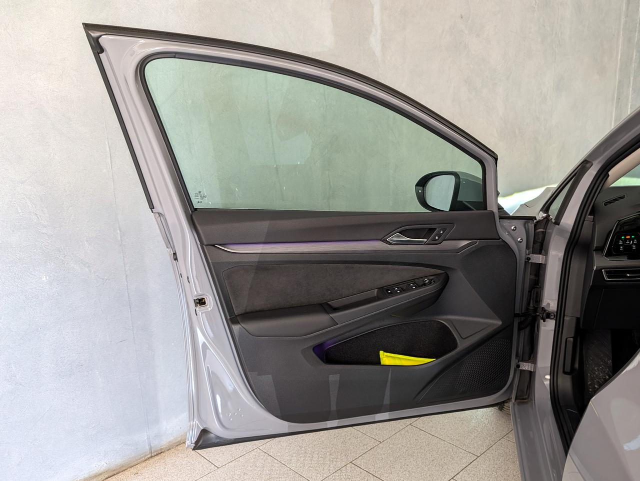 Volkswagen golf viii 1.5 TSI 130cv Style
