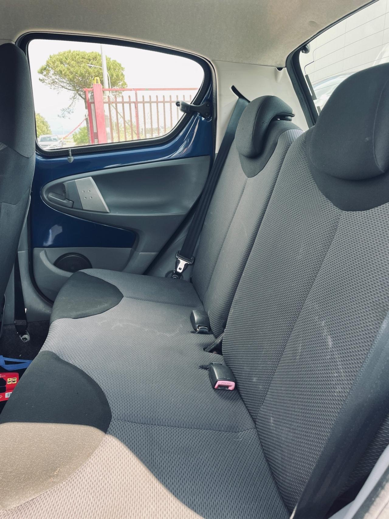 Toyota Aygo 1.0 VVT-i 5 porte Blue