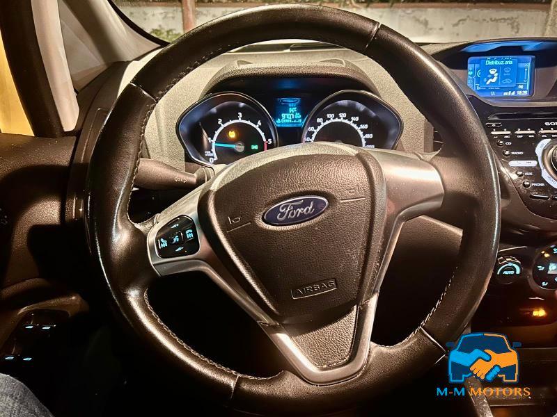 Ford ECOSPORT TITANIUM