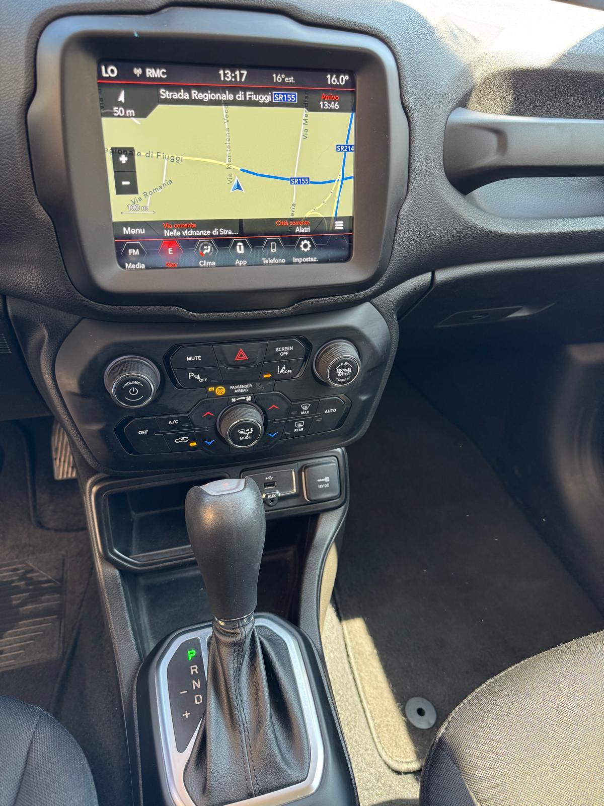 Jeep Renegade 1.6 Mjt DDCT 120 CV Business