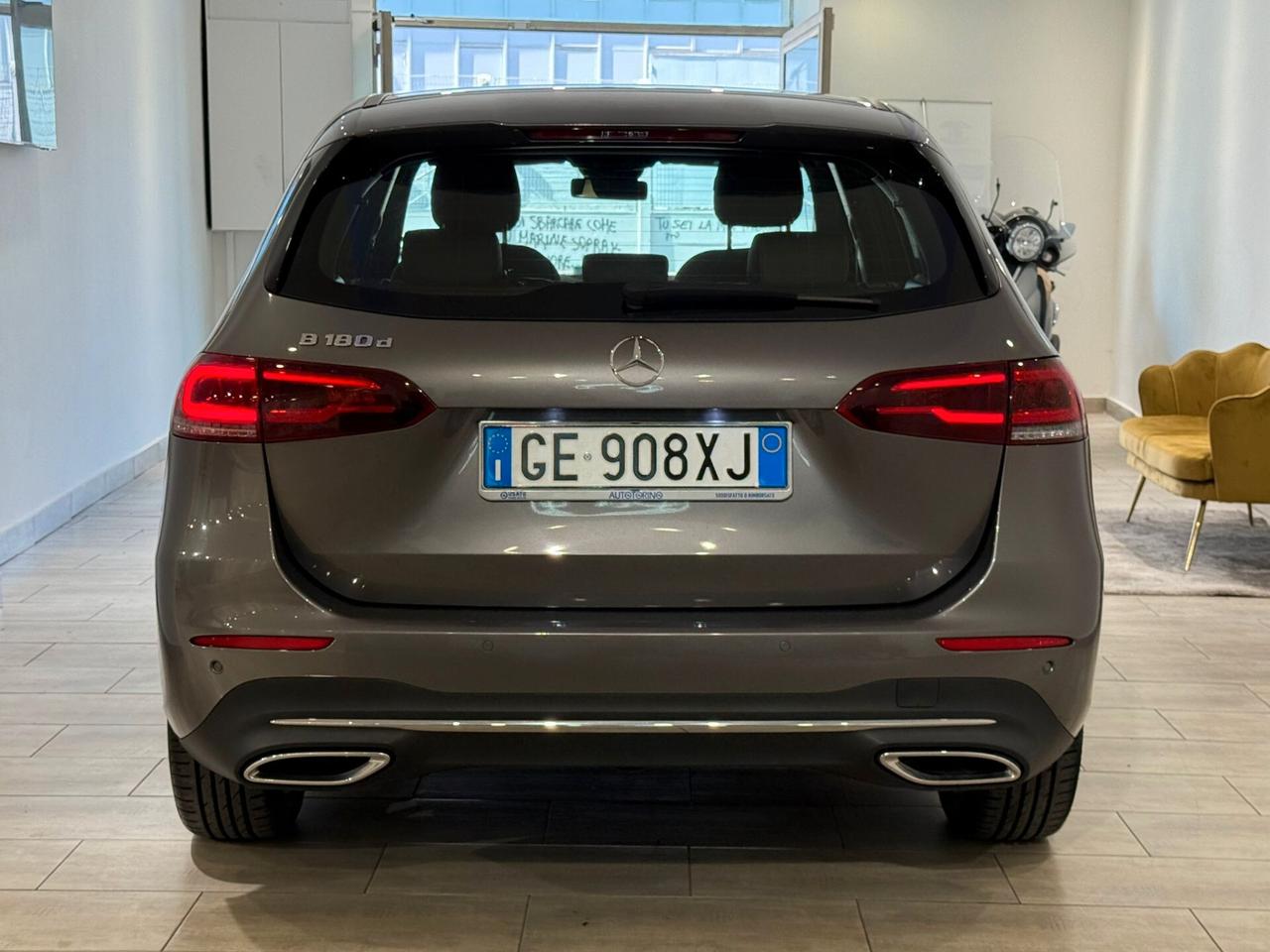 Mercedes Classe B 180d Sport AUTOMATICA 2021 Soli 90.000 KM
