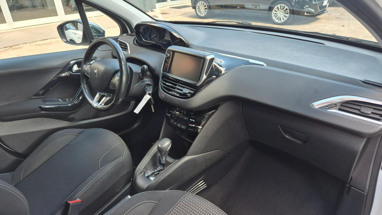 Peugeot 208 PureTech Turbo 110 EAT6 S&S 5 porte Allure