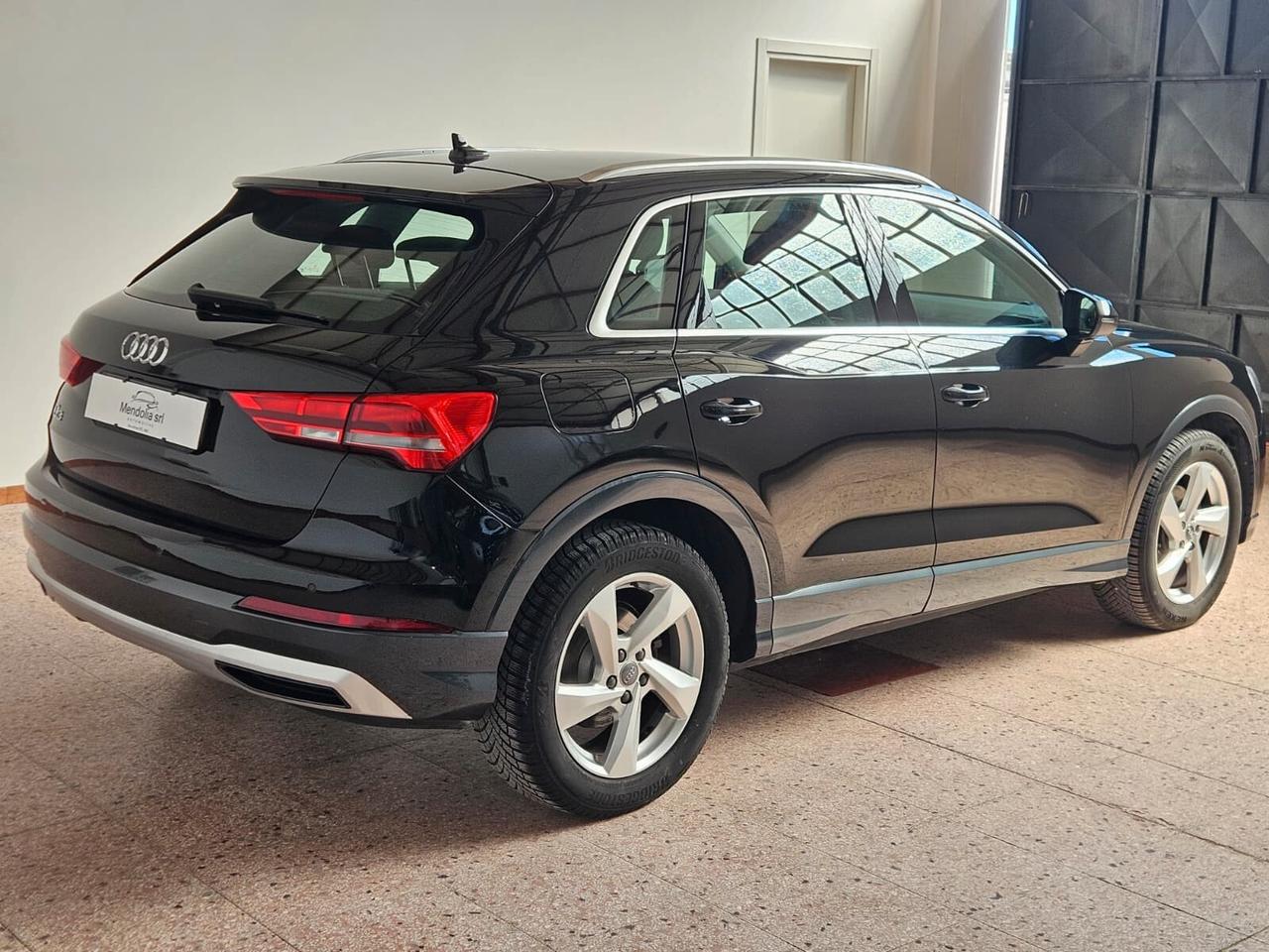 Audi Q3 35 TDI S tronic Business Advanced