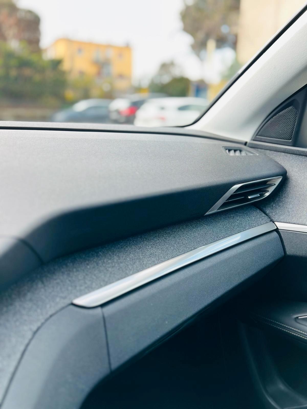 Peugeot 3008 BlueHDi 120 S&S EAT6 Allure