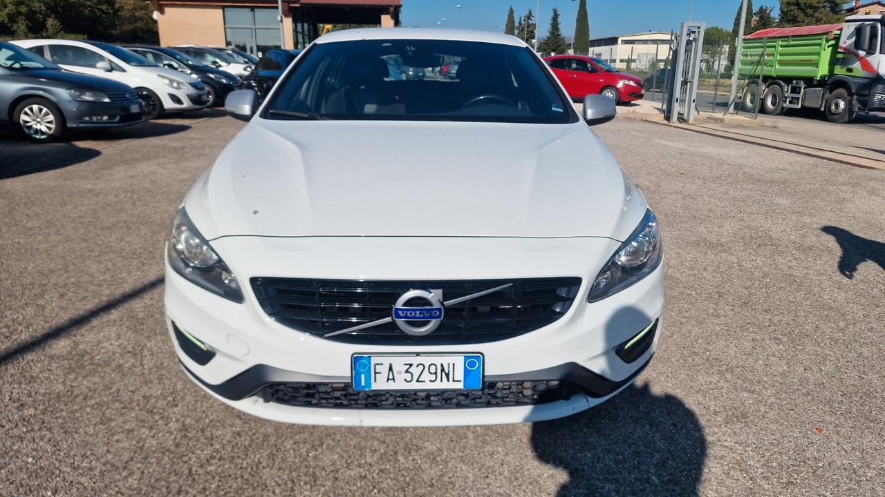 Volvo V60 D3 Geartronic Momentum