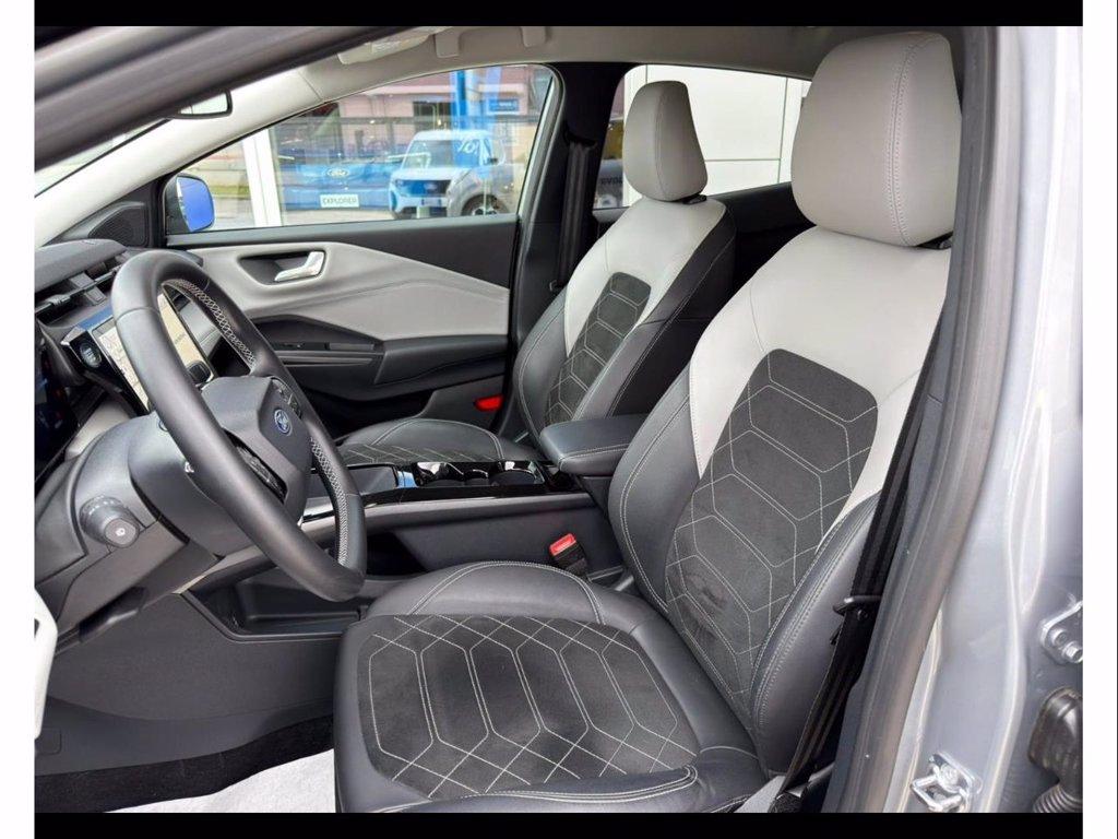 FORD Puma gen-e 43kwh premium del 2025