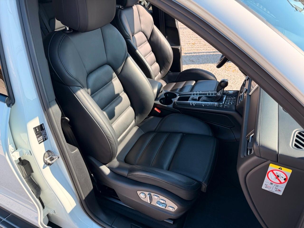 Porsche Macan 2.0 245cv pdk
