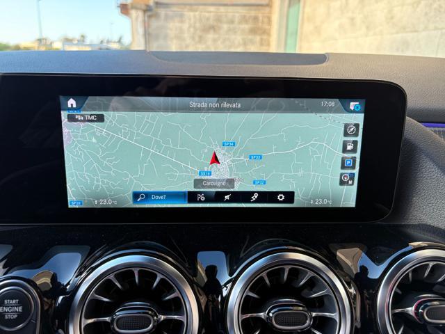 MERCEDES-BENZ GLA 180 d Automatic Sport Plus Pack Night-LUCI AMBIENTE