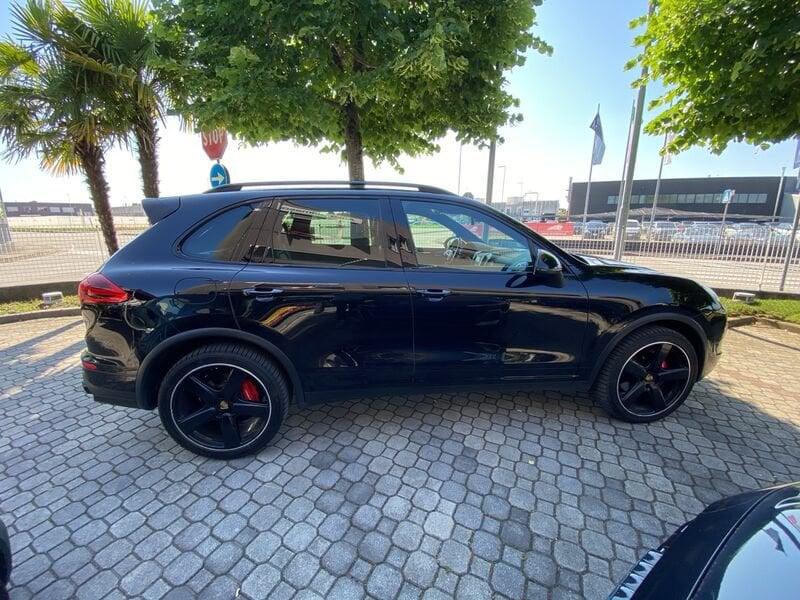Porsche Cayenne 3.0 Diesel 250 CV