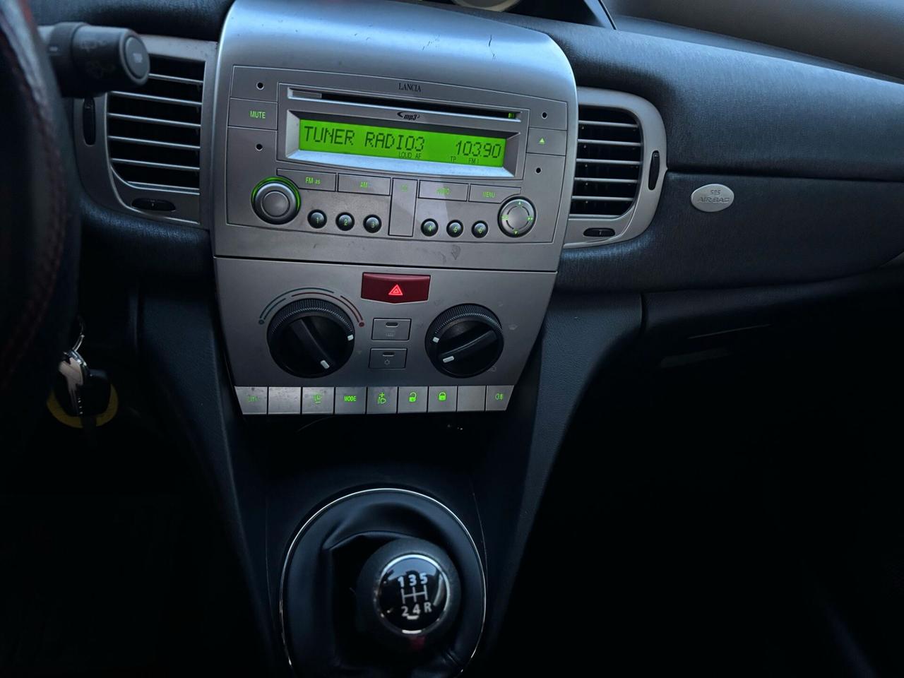 Lancia Ypsilon 1.2 Versus