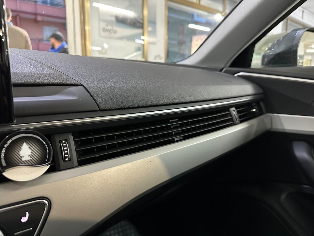 Audi A4 Avant 40 TDI S tronic line edition