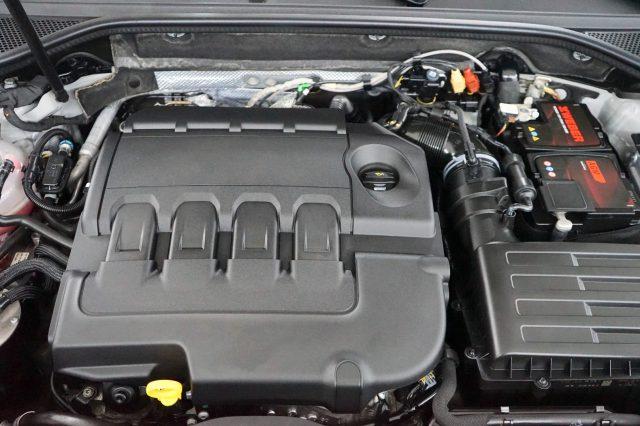 AUDI Q2 35 TDI S tronic Business Sport Uniprop.