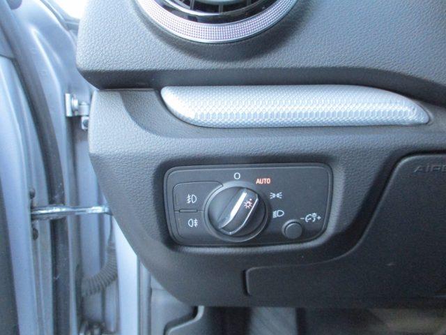 AUDI A3 SPB 1.4 TFSI S tronic g-tron Ambition