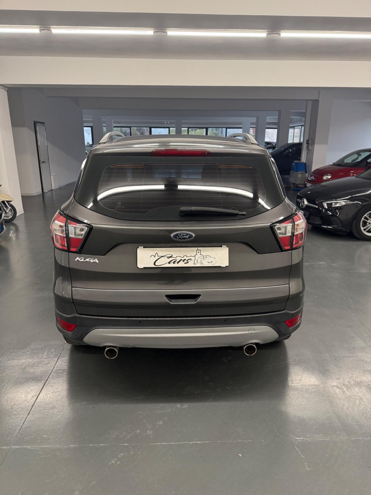 Ford Kuga 1.5 TDCI 120 CV S&S 2WD Powershift Titanium