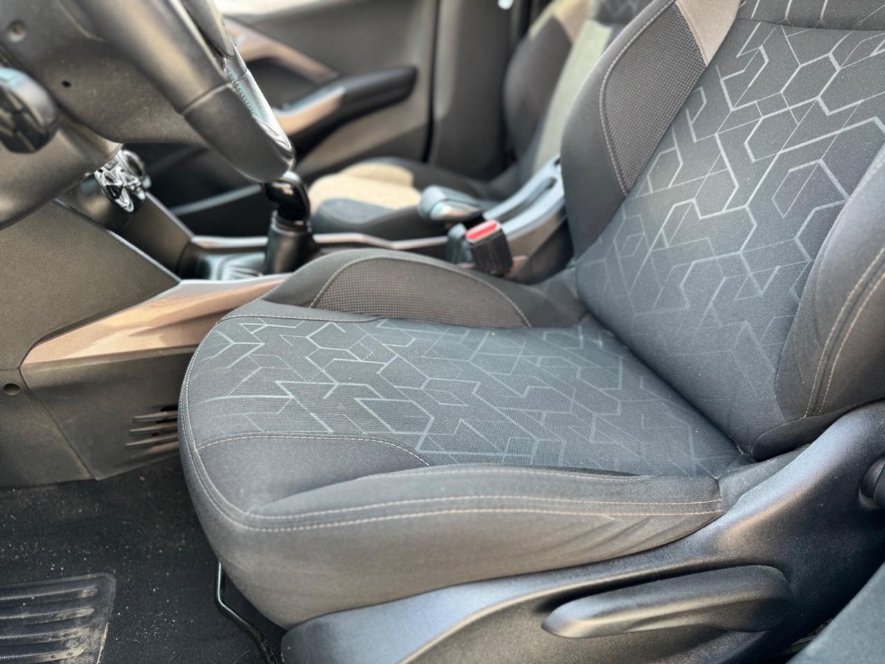 PEUGEOT 2008 1.6 HDI BLUEHDI EURO 6 GARANZIA 12 MESI