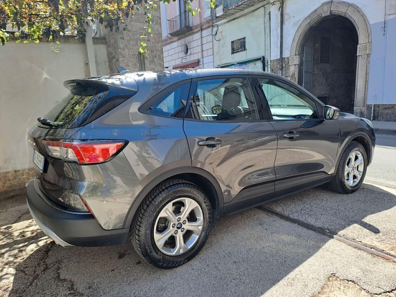 Ford Kuga 1.5 dci automatica 10.2021