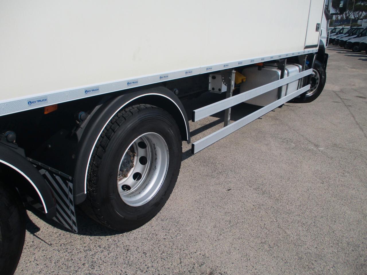 Iveco STRALIS 360 E6 CELLA FRIGO 9.60M+PEDANA FRC 03/26