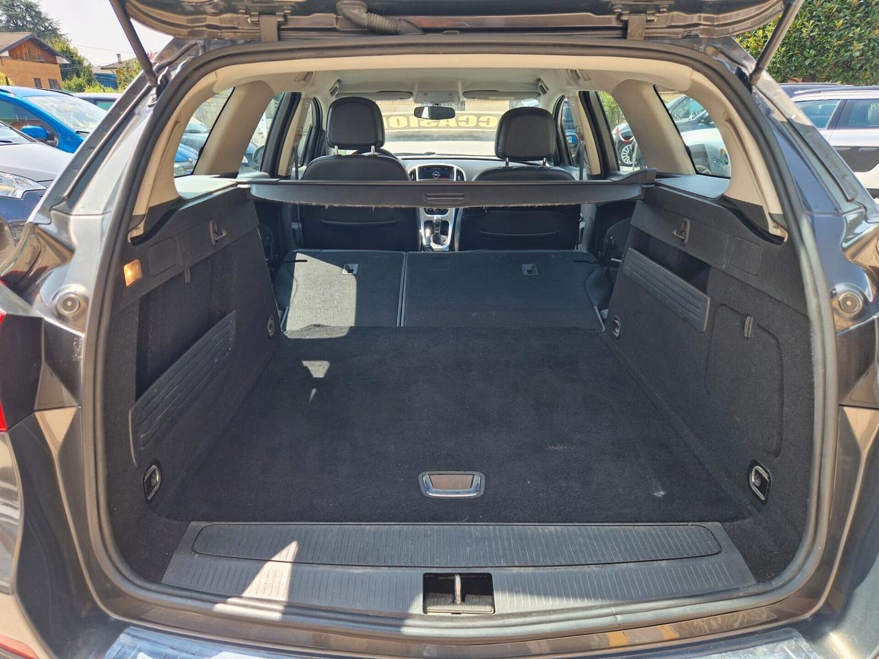 Opel Astra Sports Tourer 1.4 Turbo 140 Cv E6