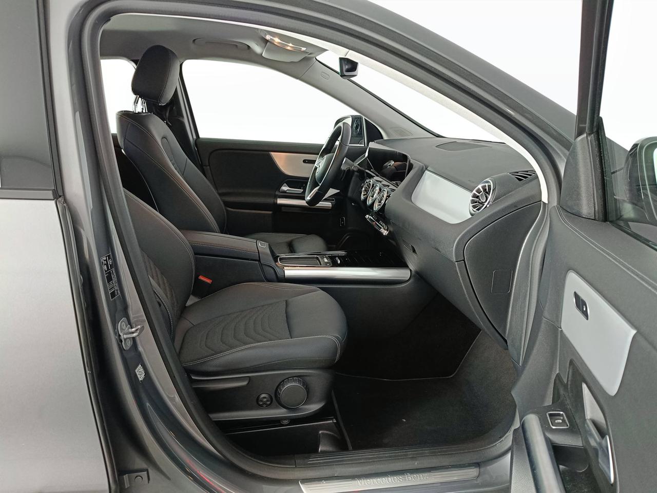 Mercedes-Benz GLA-H247 2023 - GLA 180 d Progressive Advanced Plus auto