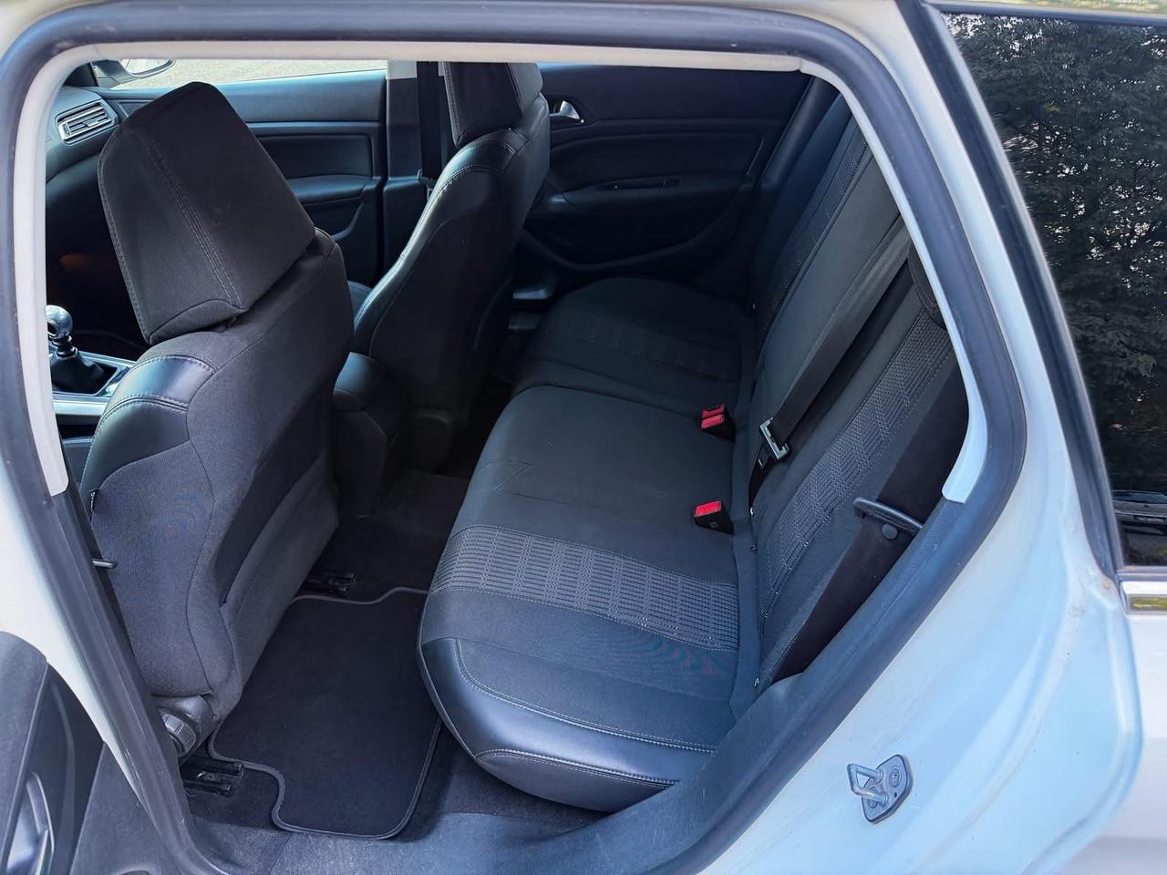 Peugeot 308 BlueHDi 150 S&S SW Allure