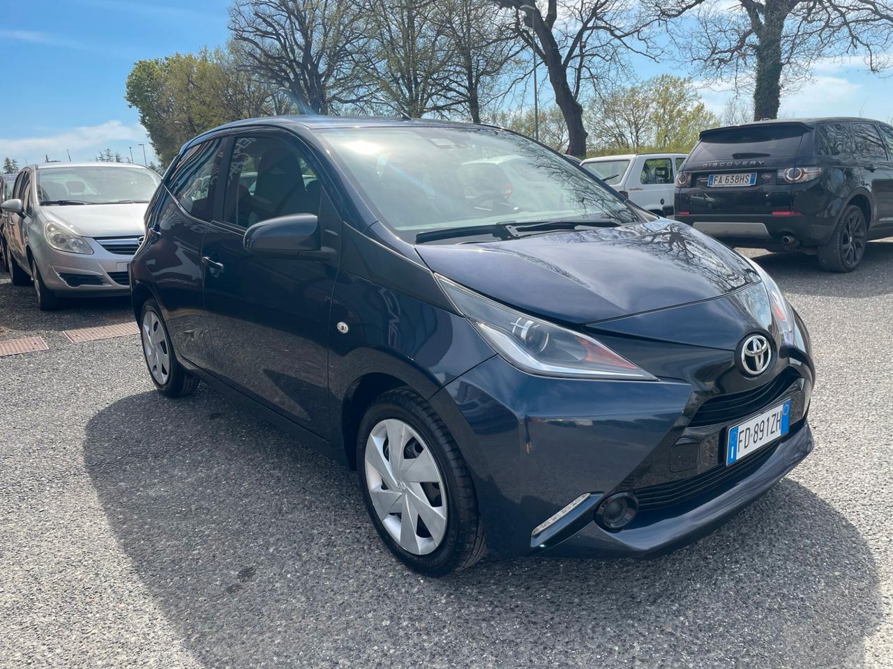 Toyota Aygo 1.0 VVT-i 69 CV 5 porte x-cool