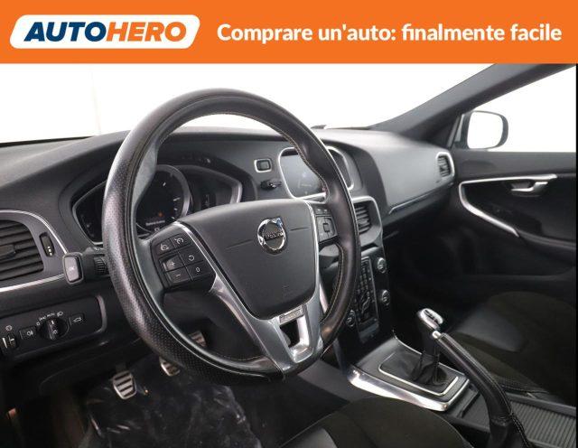 VOLVO V40 D2 R-design