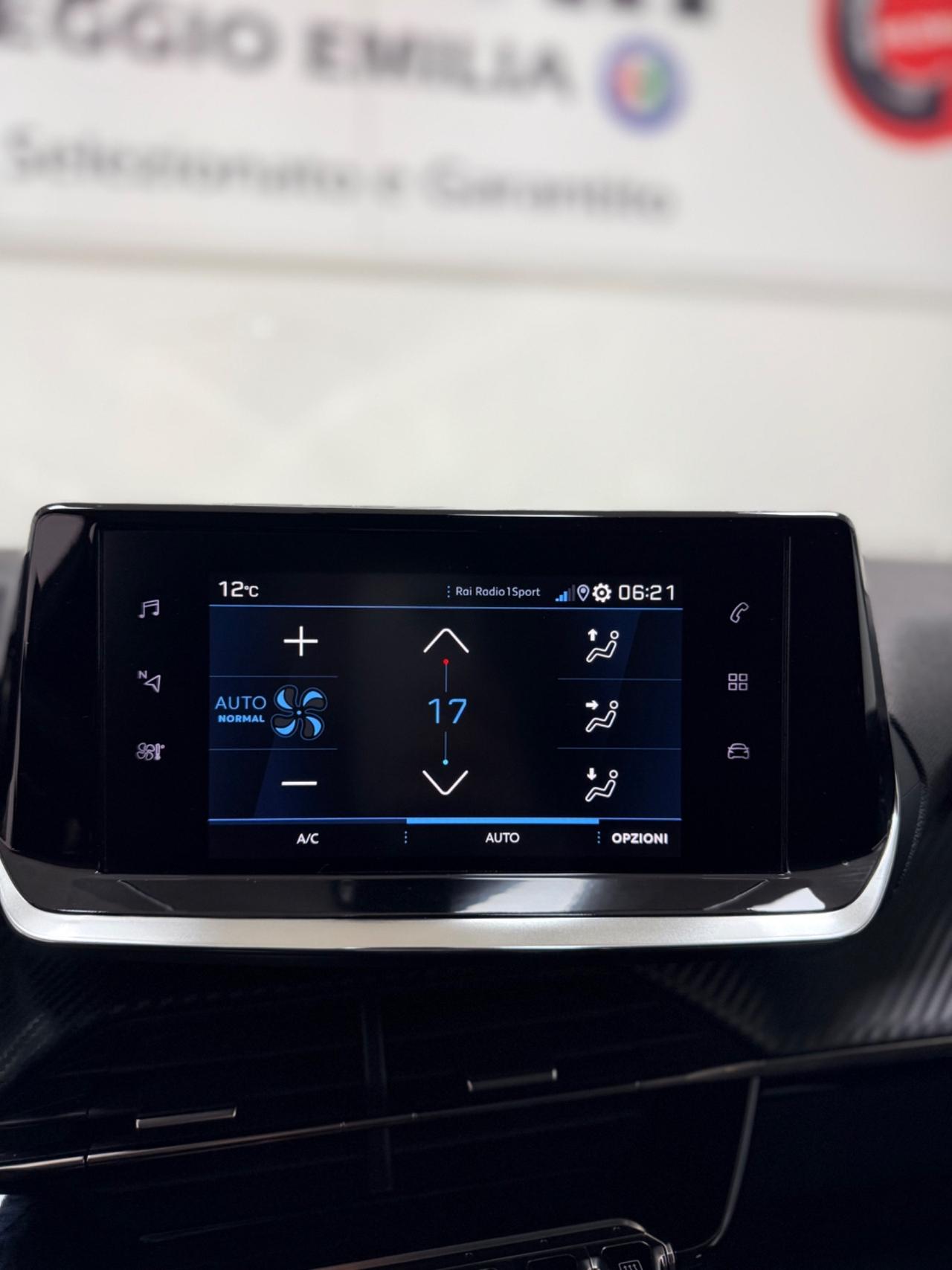 Peugeot 208 1.5 BlueHDi 100cv 5 porte GT Pack 02/2022 EURO 6C NEOPATENTATI