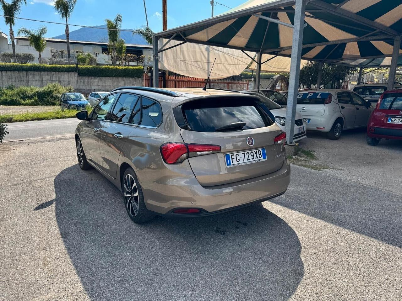 Fiat Tipo 1.4 SW Lounge GPL