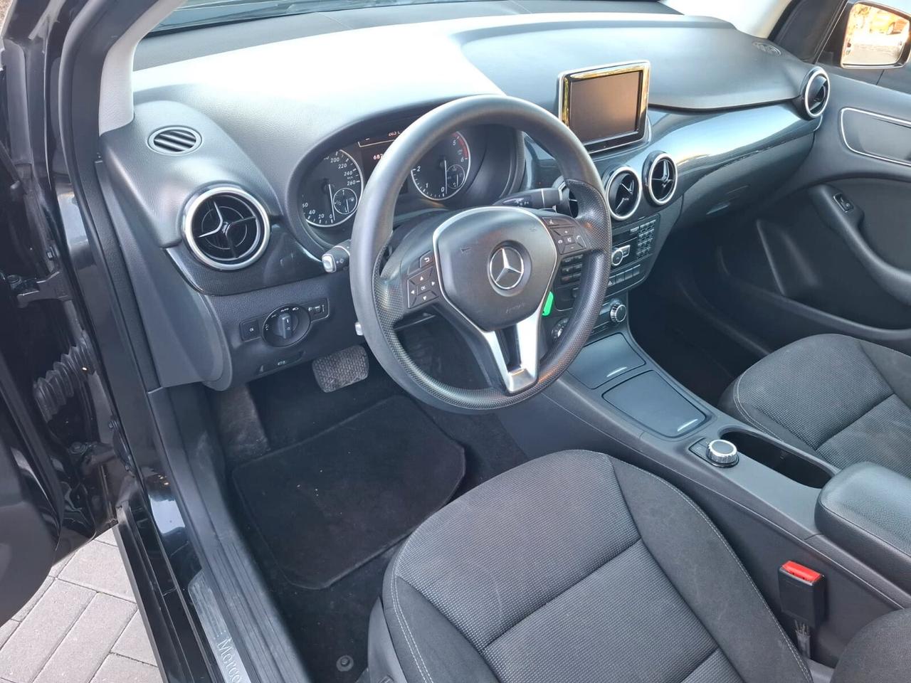 Mercedes-benz B 180 CDI Premium automatica