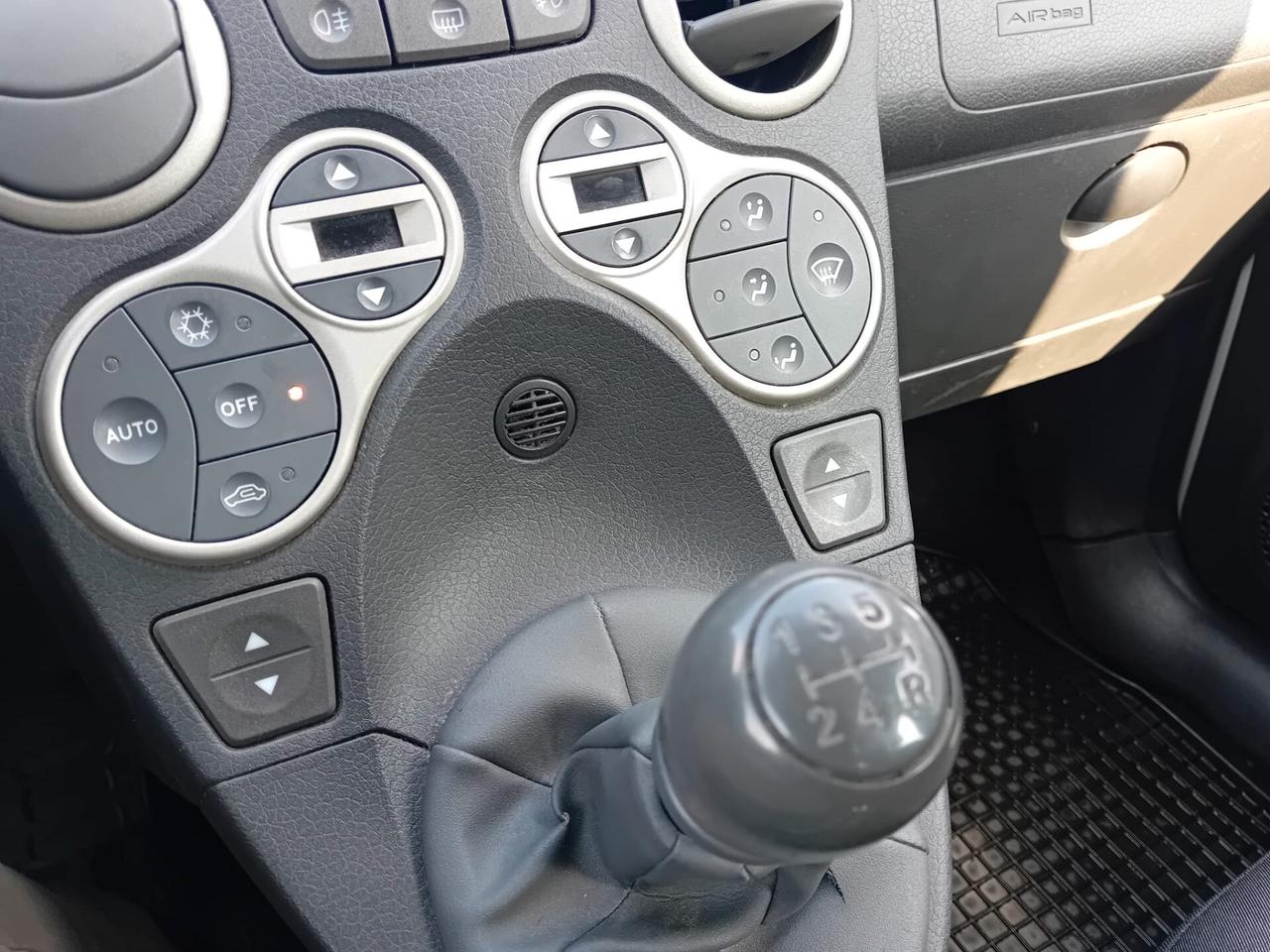 Fiat Panda 1.2 Emotion 69cv E5