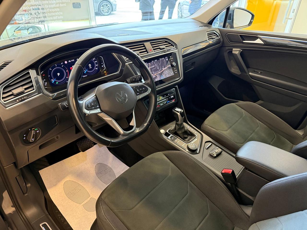 Volkswagen Tiguan Elegance 2.0 TDI 4MOTION #10043