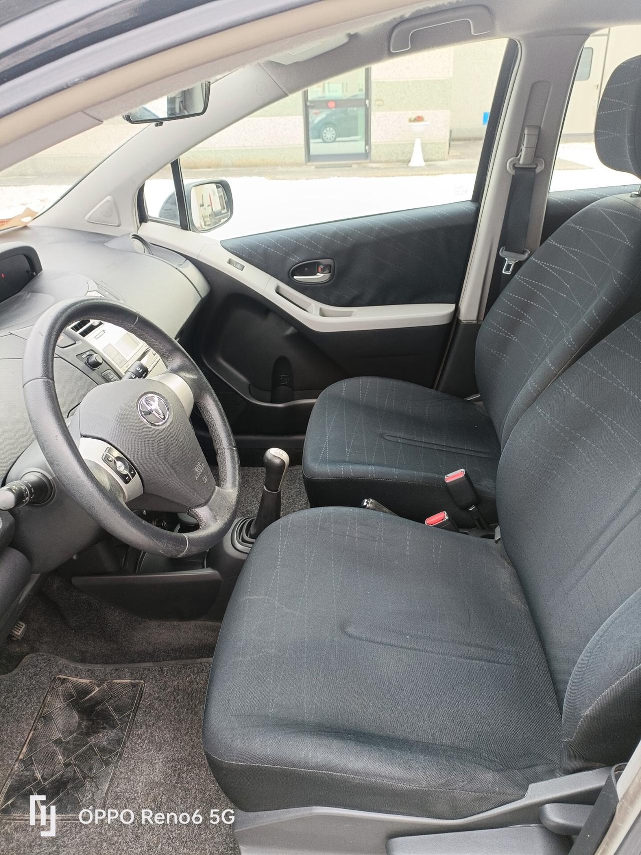 Toyota Yaris 1.3 5 porte Sol