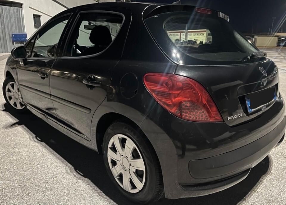 Peugeot 207 1.4 HDi Full Optional X Neopatentati