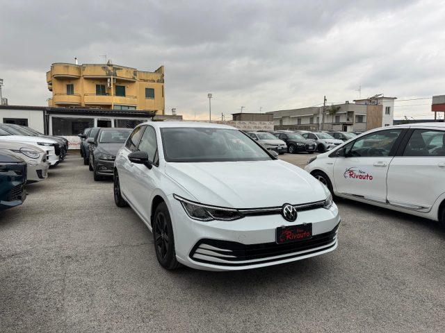 VOLKSWAGEN Golf 1.0 eTSI 110 cv EVO DSG Life