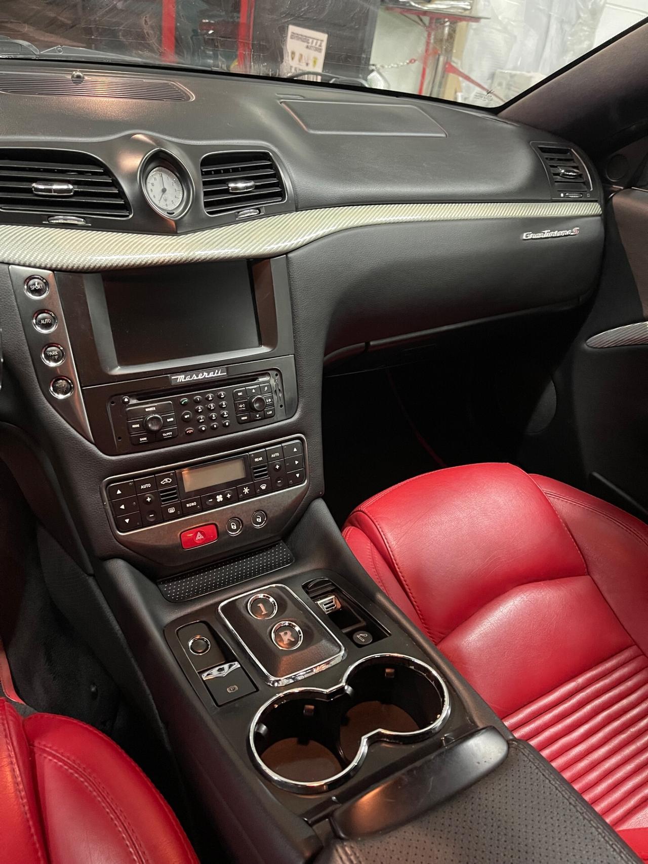 Maserati GranTurismo S 4.7 V8 MC Stradale PERMUTE RATE