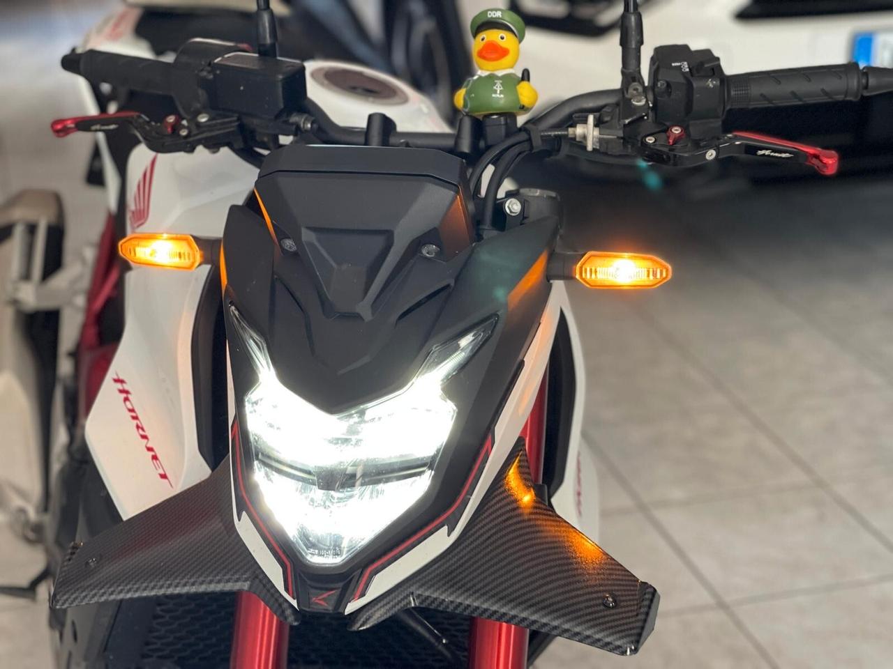 Honda Hornet 750