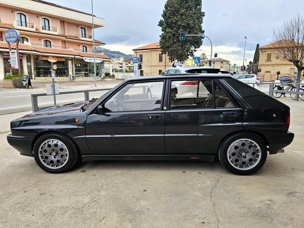 Lancia Delta 2.0i.e. turbo 16V HF integrale