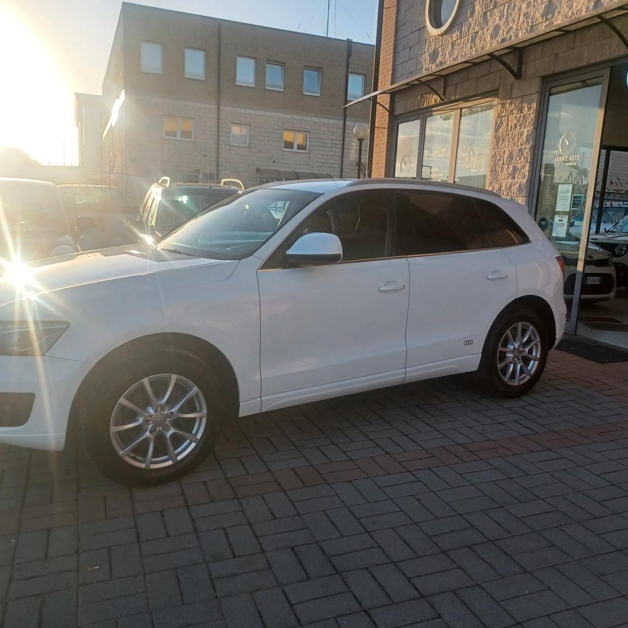 PERFETTA AUDI Q5 2.0 TDI 4X4 EURO 5